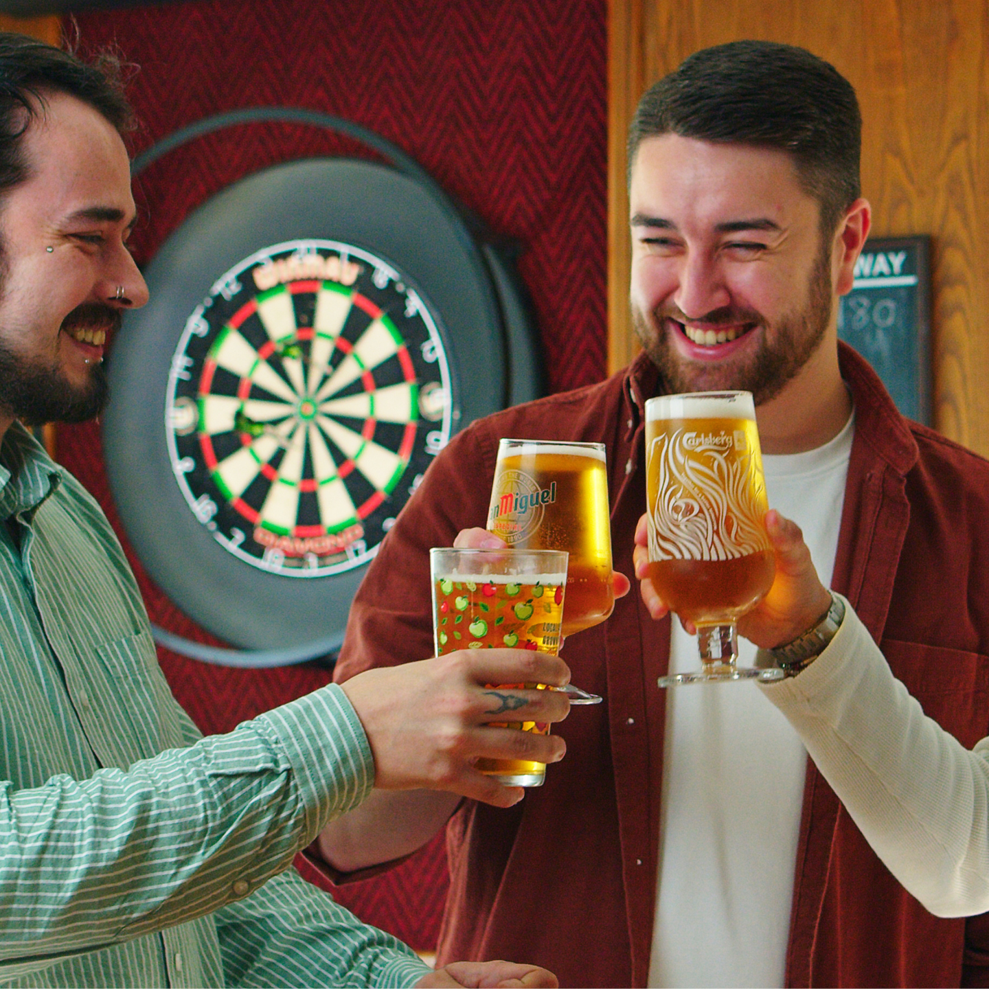 Raise a glass This Father's Day at The Royal Oak in Kingsbury!